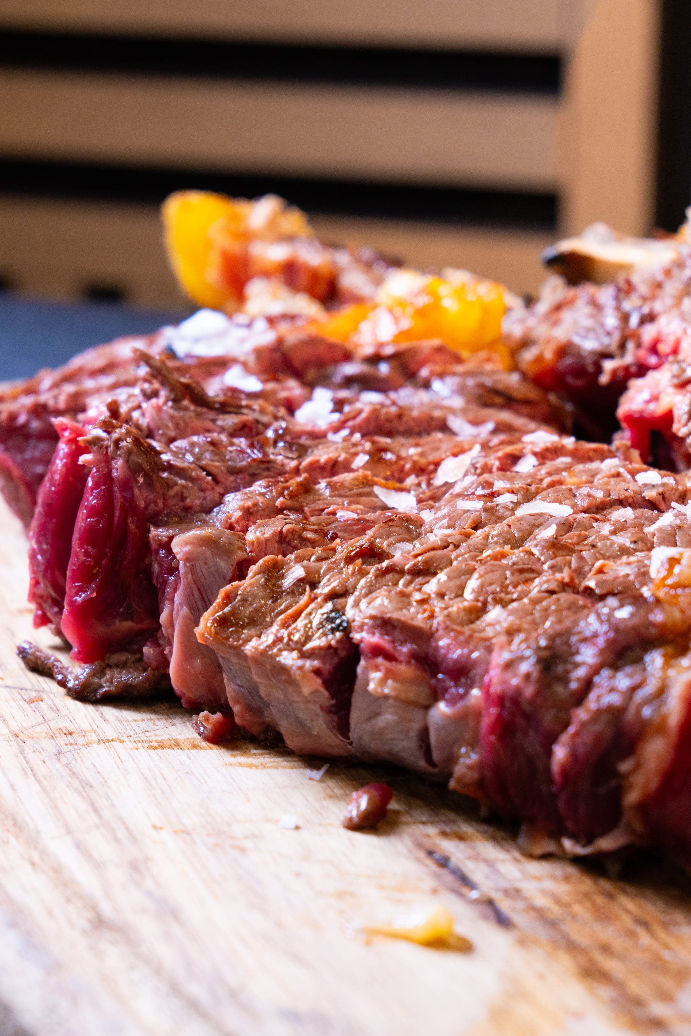 Carne a la brasa a domicilio en Vigo — Delfín Delivery