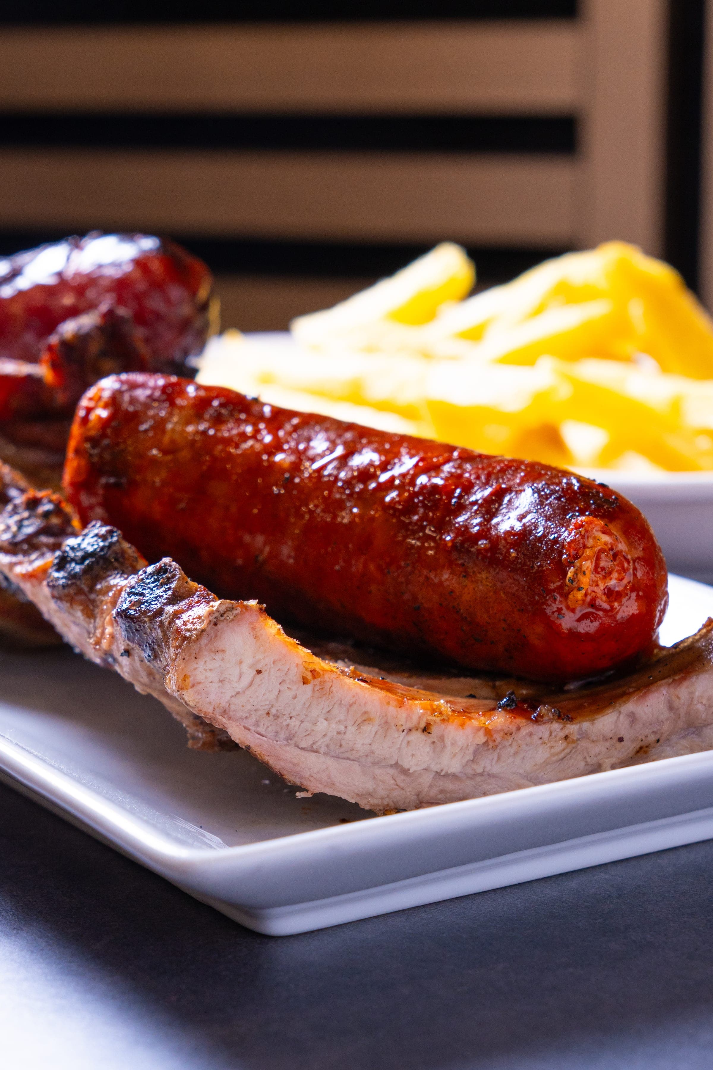 Carne a la brasa a domicilio en Vigo — Delfín Delivery